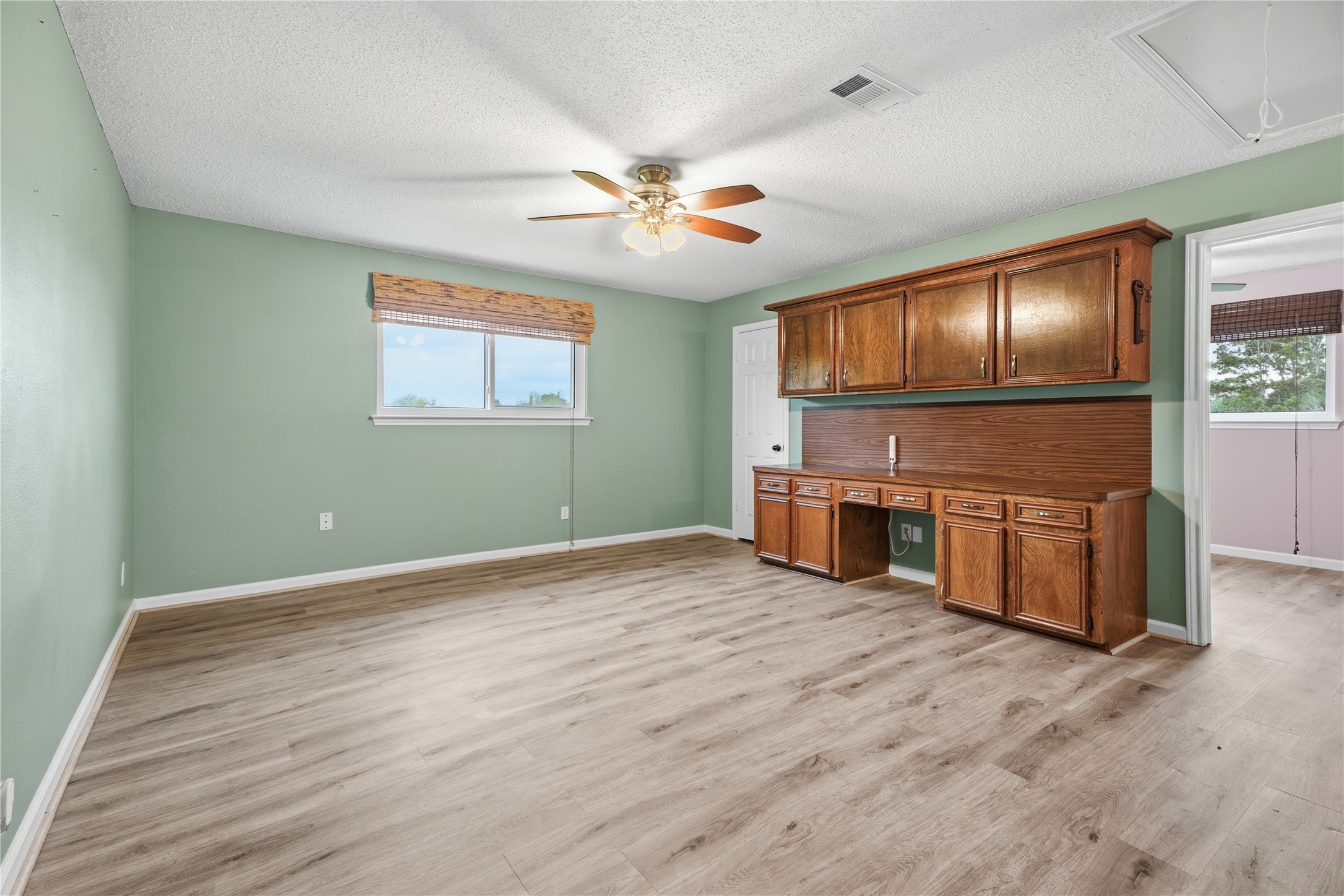 13612 Washington Street, Santa Fe, TX 77510