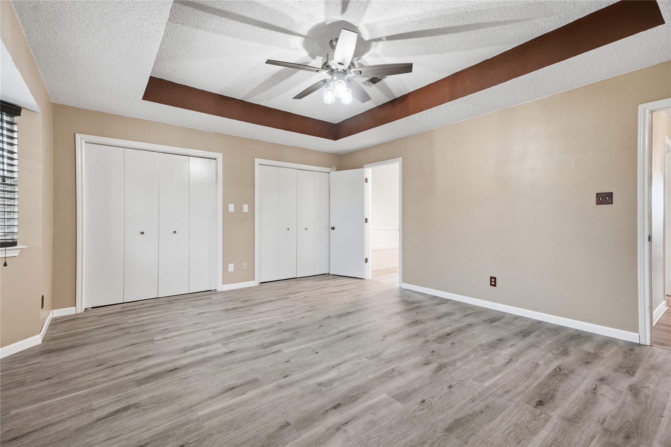 13612 Washington Street, Santa Fe, TX 77510