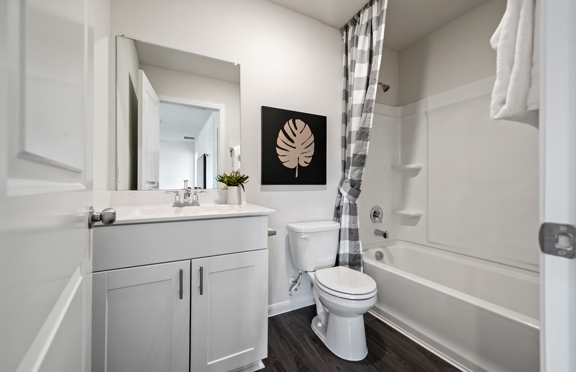 MODEL HOME images may NOT be consistent with the finished product.
