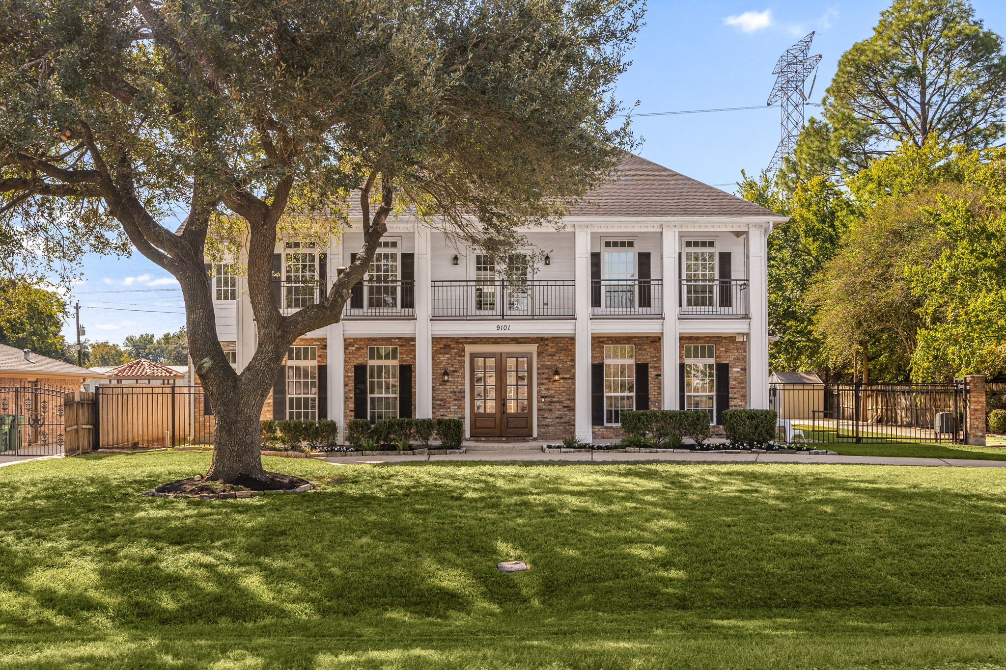 Welcome to 9101 Friendship Road! Welcome to 9101 Friendship Road!