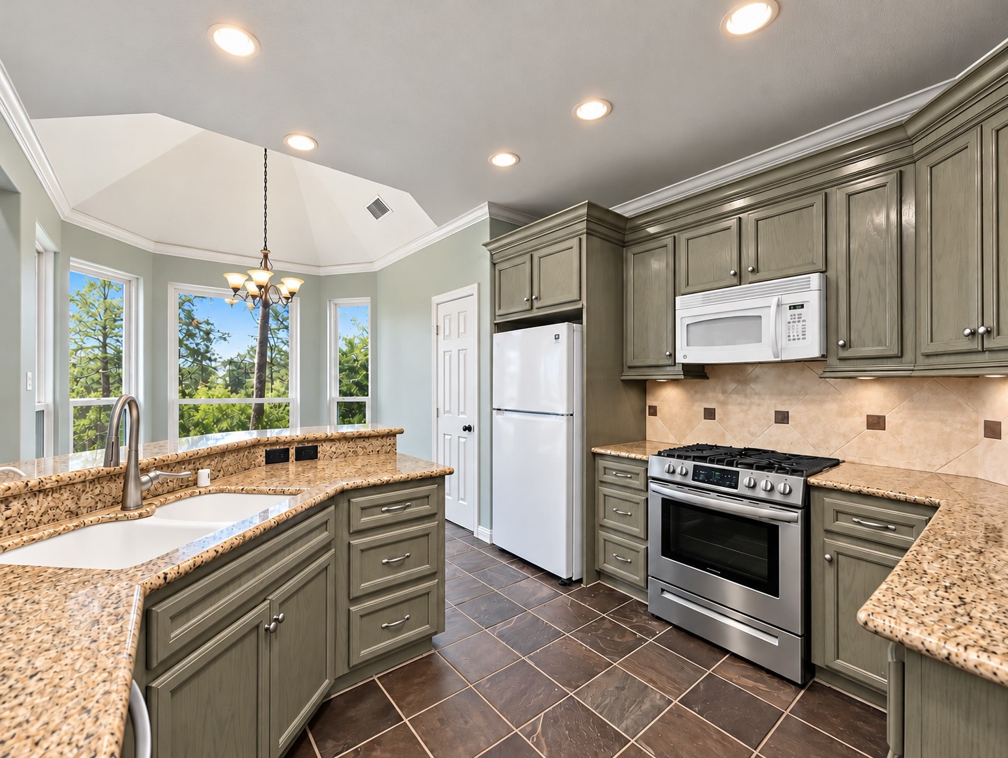 1504 Carriage Run W, Conroe, TX 77384