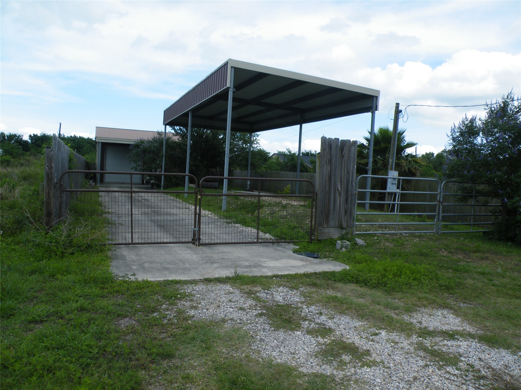 RV Station with 35 & 50 amp RV hookups, concrete pad