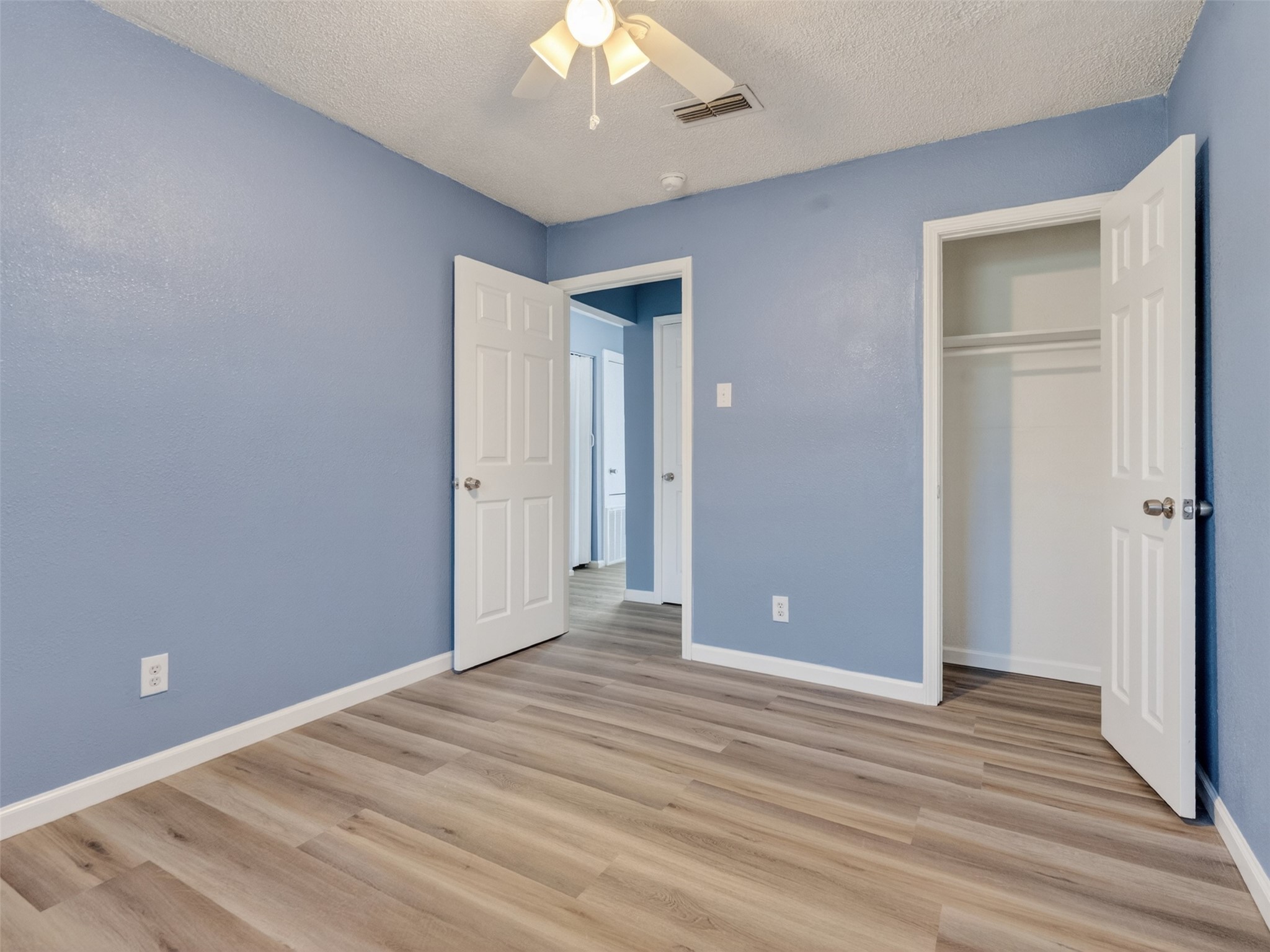 2613 Timber Drive, Dickinson, TX 77539