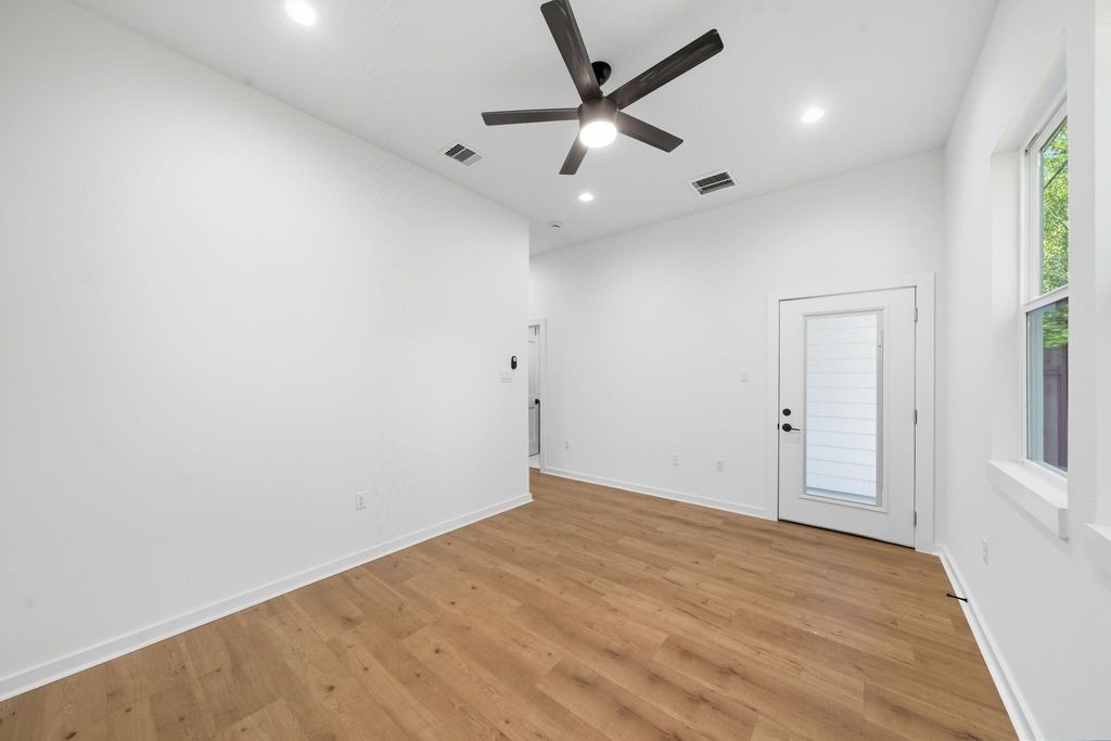 5029 Van Fleet Street, #A, Houston, TX 77033 5029 Van Fleet Street, #A, Houston, TX 77033
