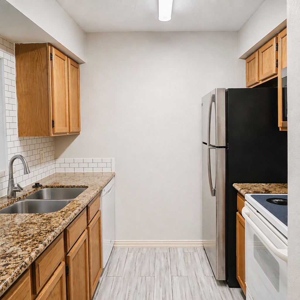 2120 El Paseo Street, #620, Houston, TX 77054
