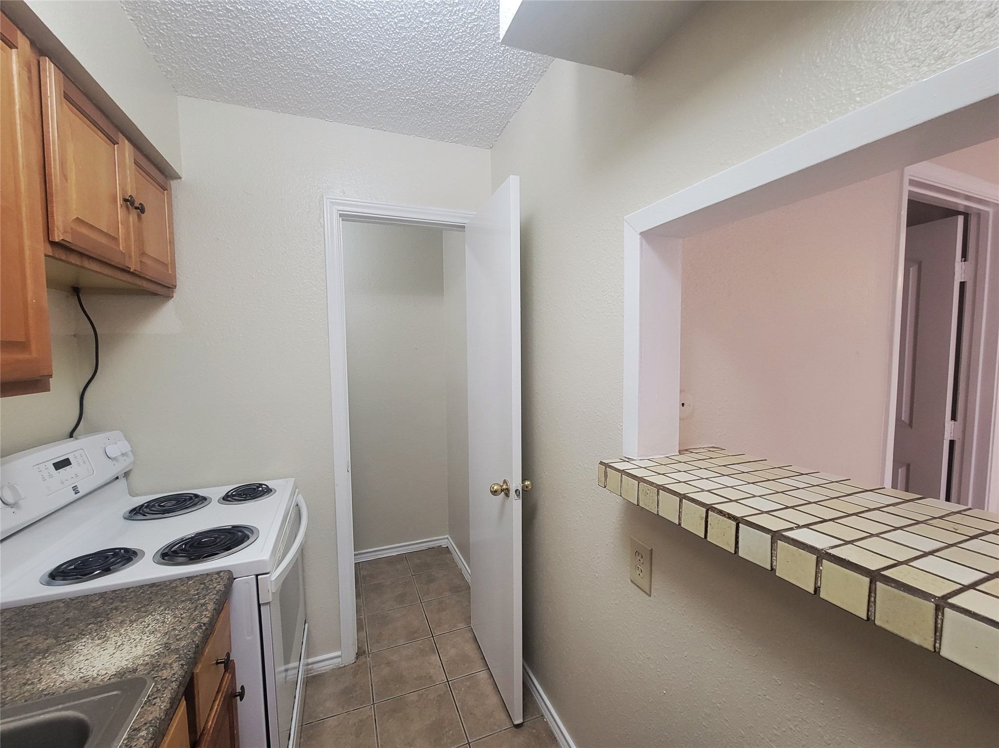 5103 Avenue Q 1/2, #1, Galveston, TX 77551 5103 Avenue Q 1/2, #1, Galveston, TX 77551