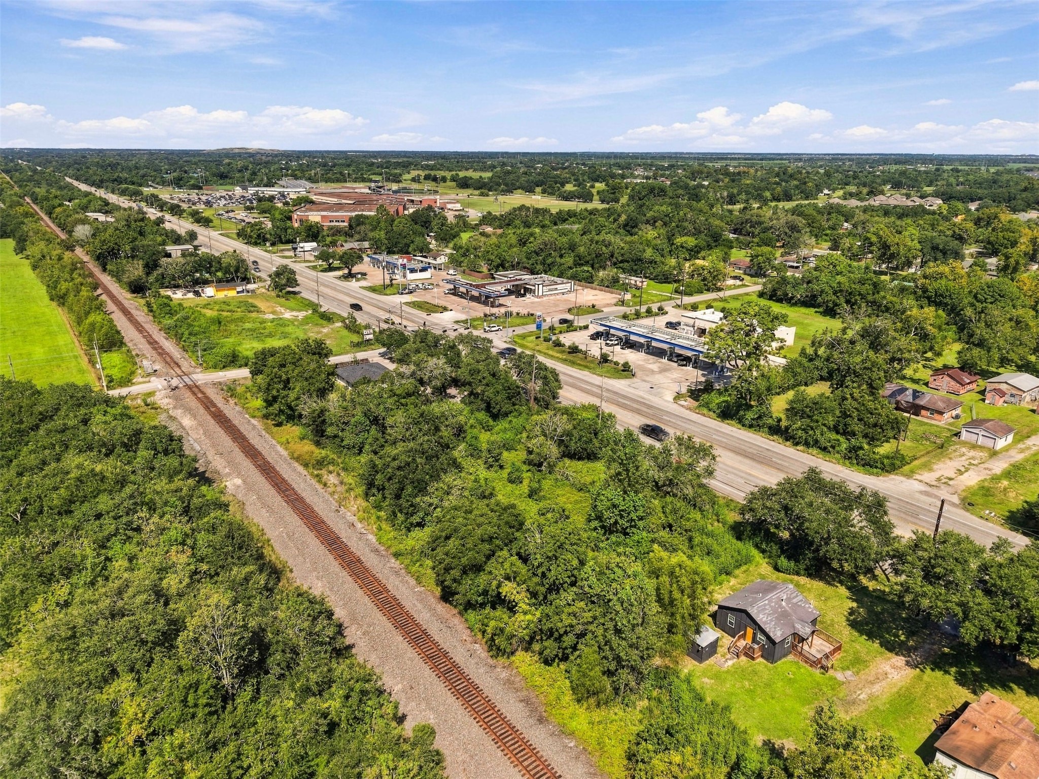15605 Highway 6, Santa Fe, TX 77517