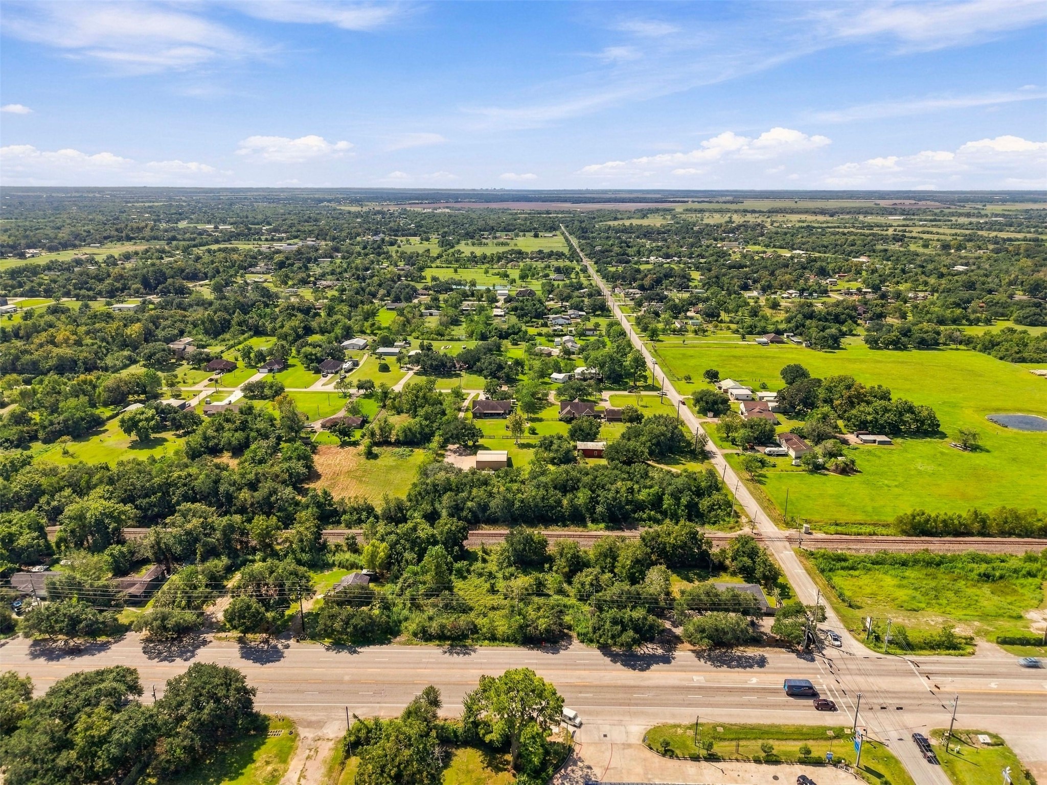 15605 Highway 6, Santa Fe, TX 77517