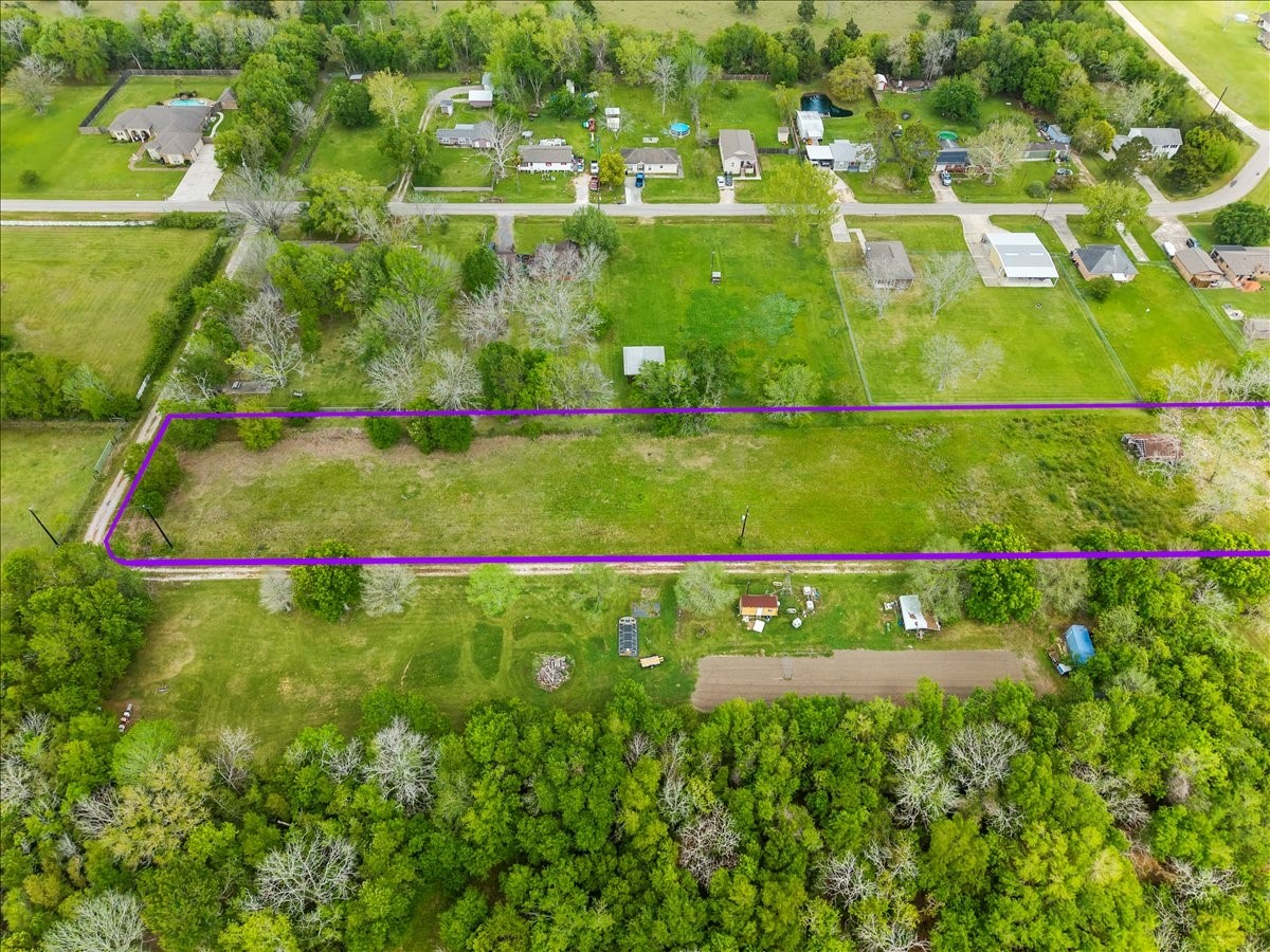 8011 Custer Street, Hitchcock, TX 77563