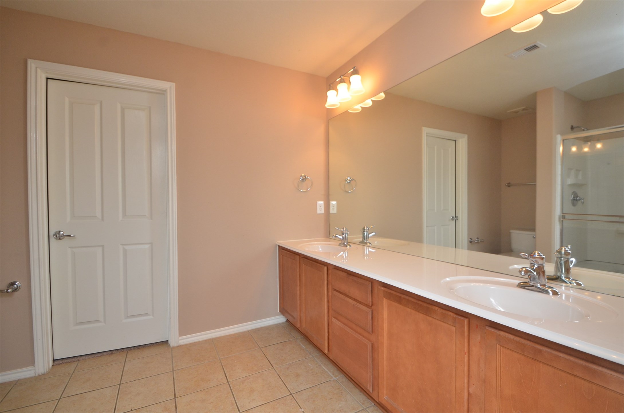 915 Butterfly Lane, Rosenberg, TX 77469