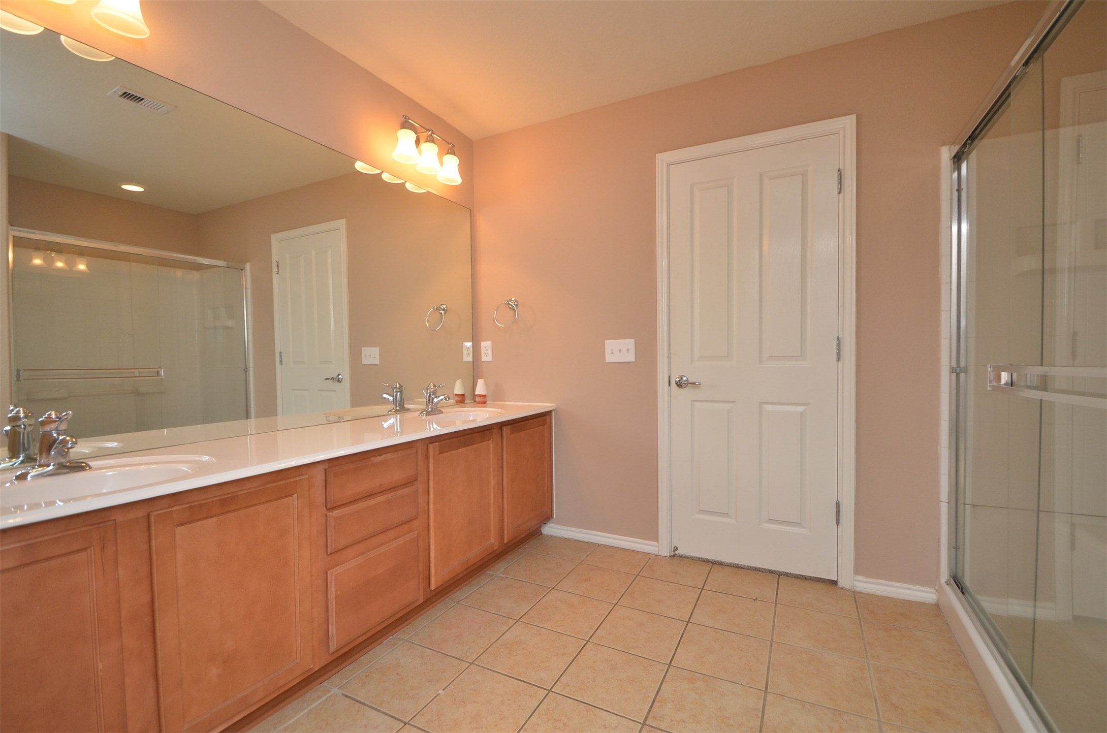 915 Butterfly Lane, Rosenberg, TX 77469