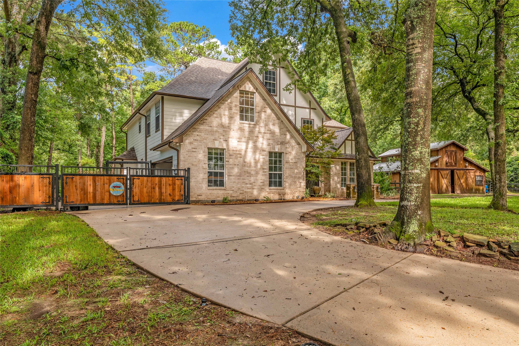17203 Gold Panning Court, Magnolia, TX 77355