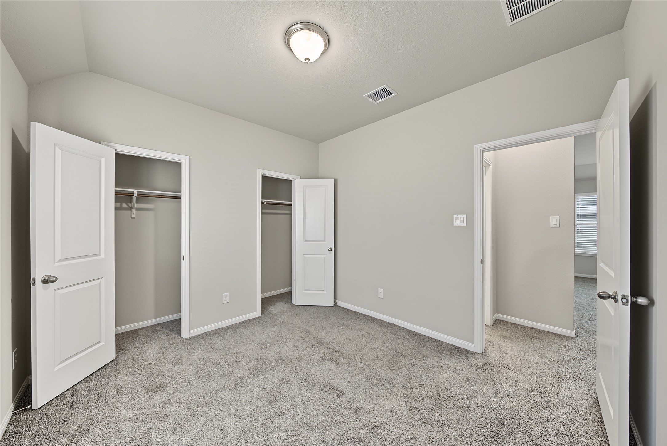 8719 Arbor Trail Drive, Missouri City, TX 77459