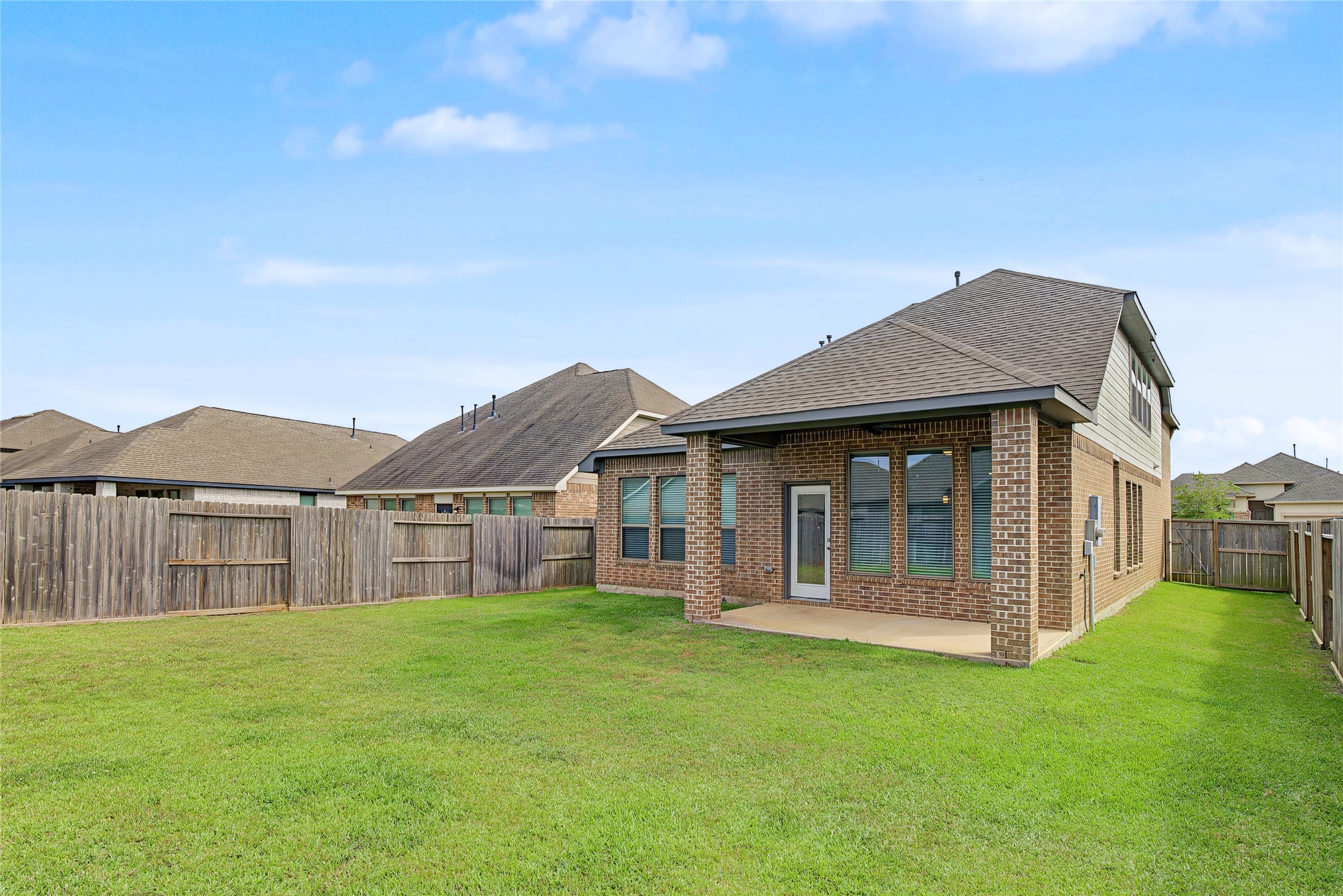 8719 Arbor Trail Drive, Missouri City, TX 77459