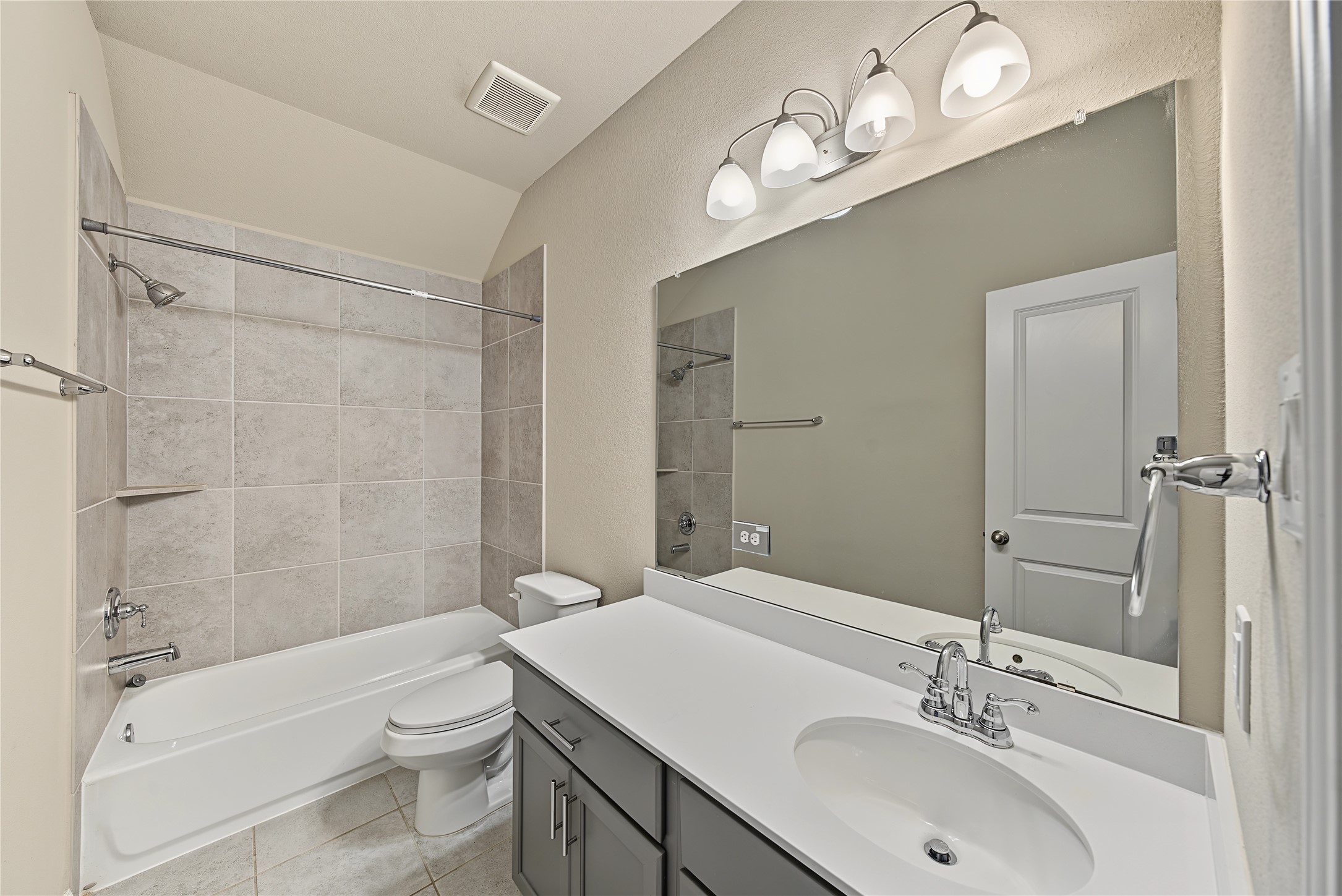 8719 Arbor Trail Drive, Missouri City, TX 77459