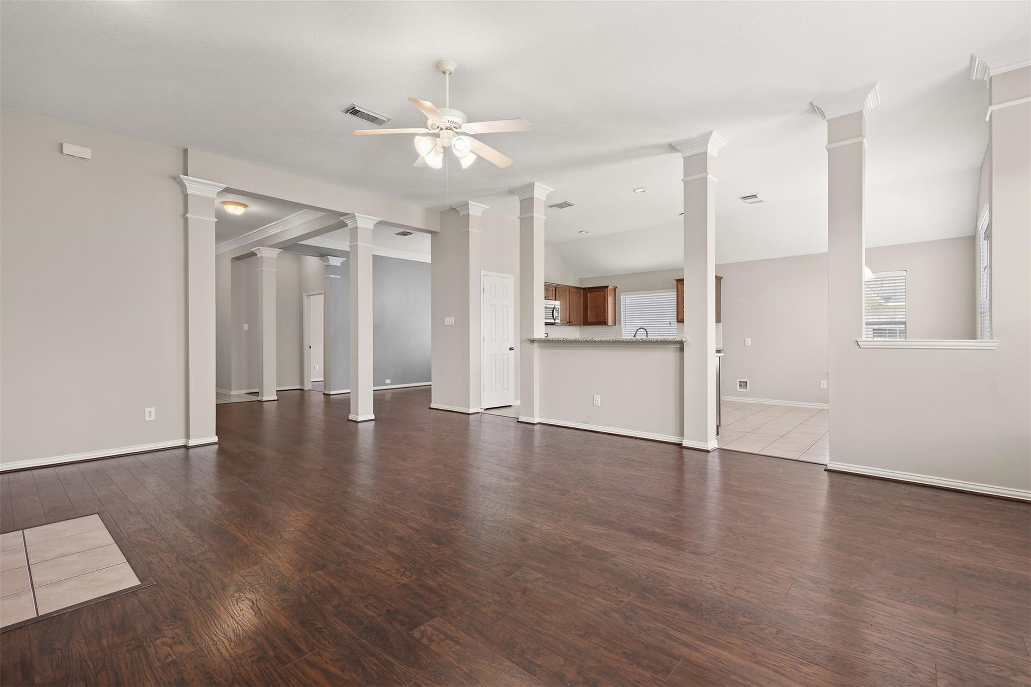 7611 Waterlilly Lane, Pearland, TX 77581