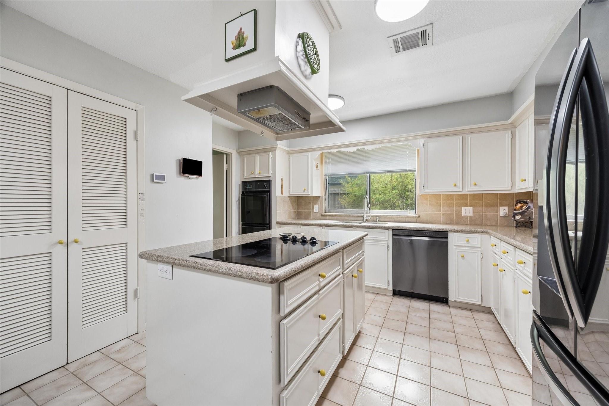 2218 Green Tee Drive Drive, Pearland, TX 77581