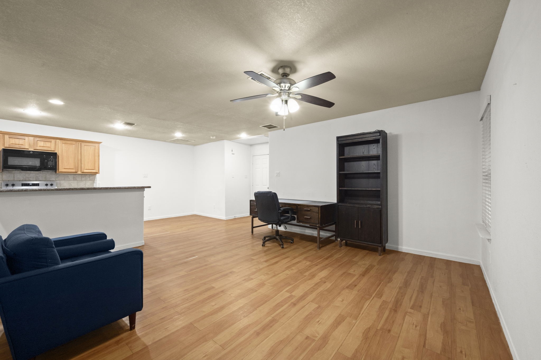 16807 Crestmont, Montgomery, TX 77316