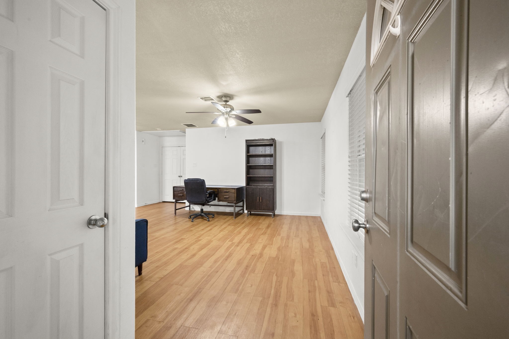 16807 Crestmont, Montgomery, TX 77316