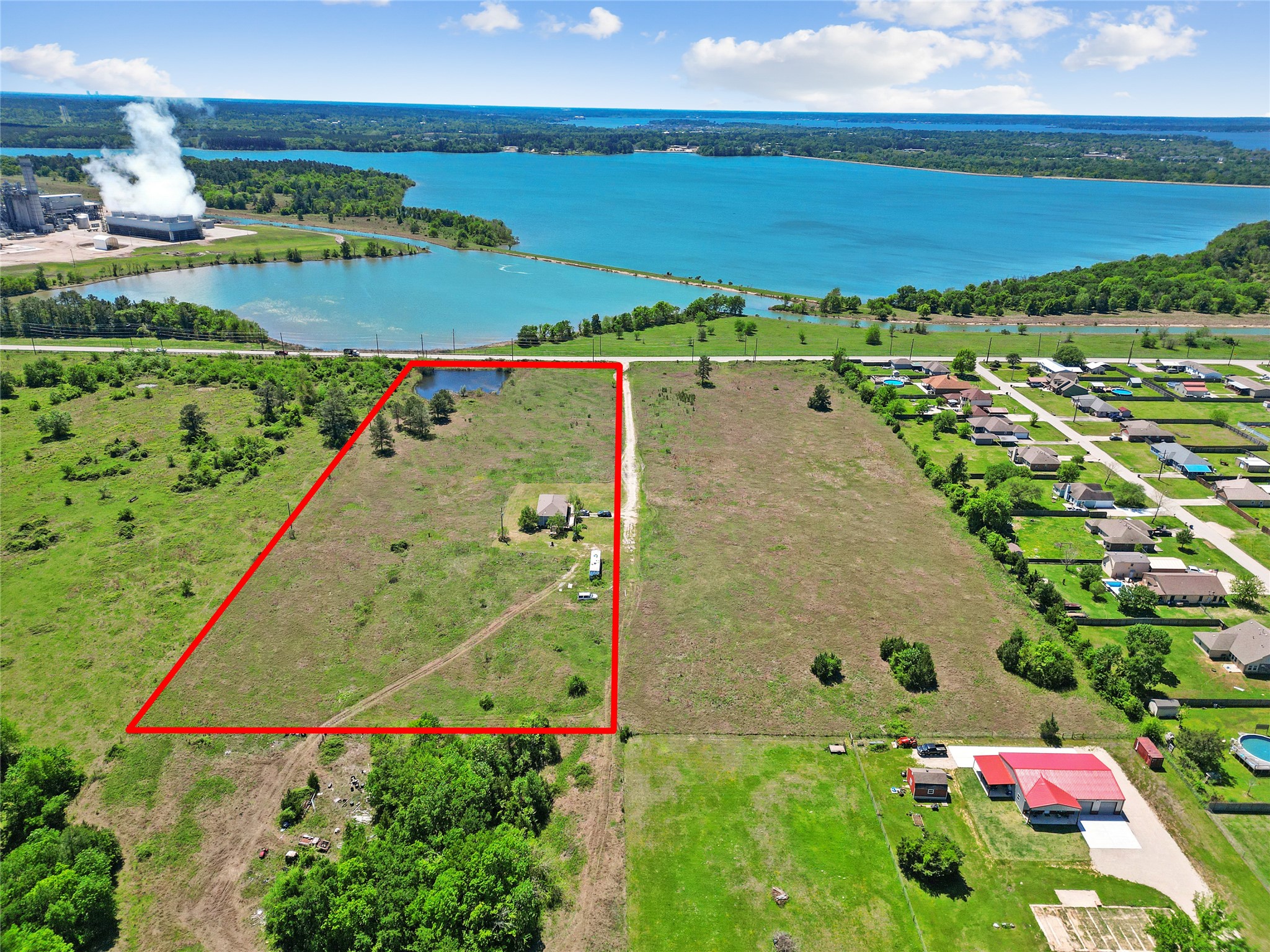 11242 Longstreet Road, Willis, TX 77318