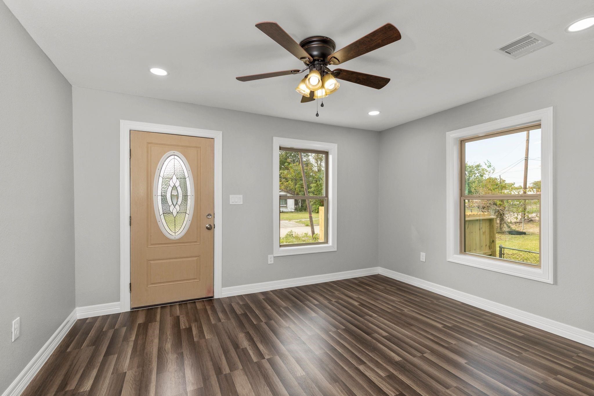5210 Pickfair Street, Houston, TX 77026