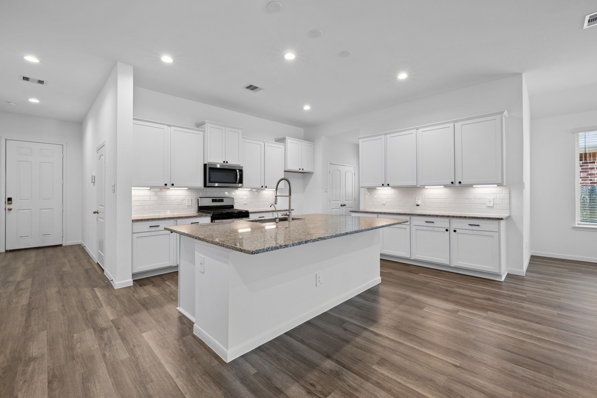 373 Pleasant Hill Way, Conroe, TX 77304
