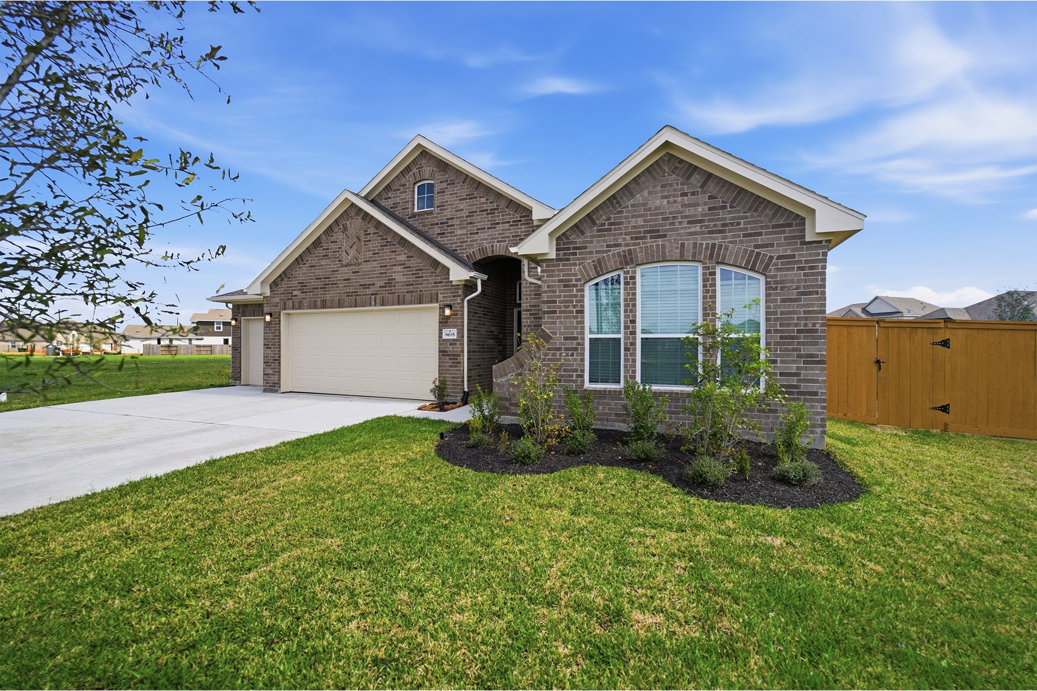 8635 Jade Hill Drive, Rosharon, TX 77583 8635 Jade Hill Drive, Rosharon, TX 77583
