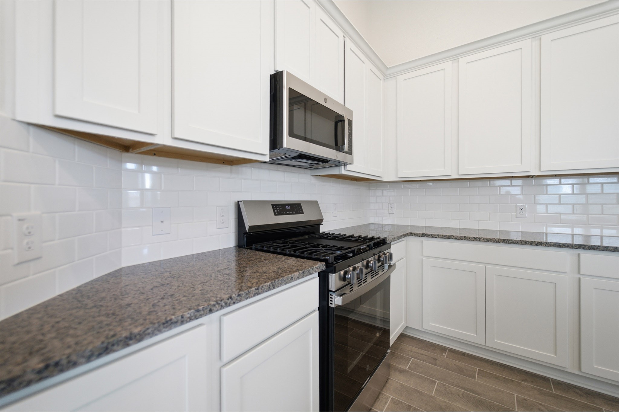 8635 Jade Hill Drive, Rosharon, TX 77583