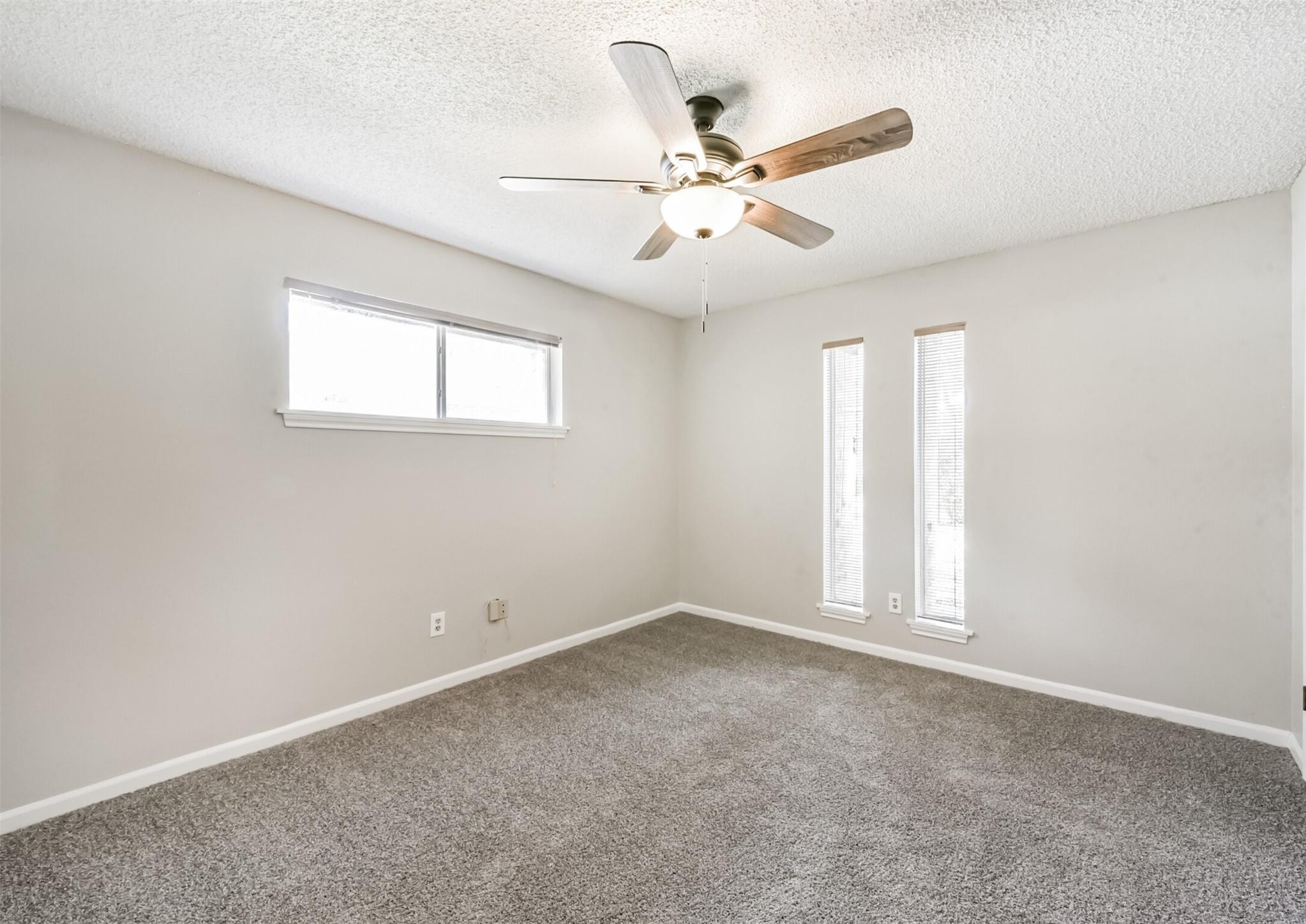 410 Riverside Drive, Alvin, TX 77511