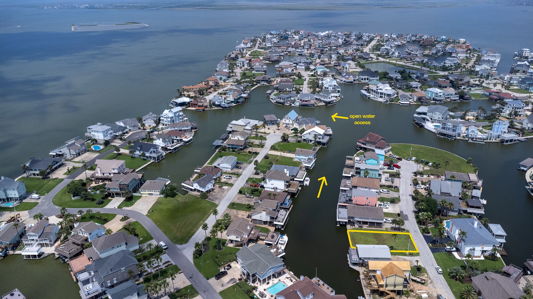 Lot 46 Bamboo Road, Tiki Island, TX 77554