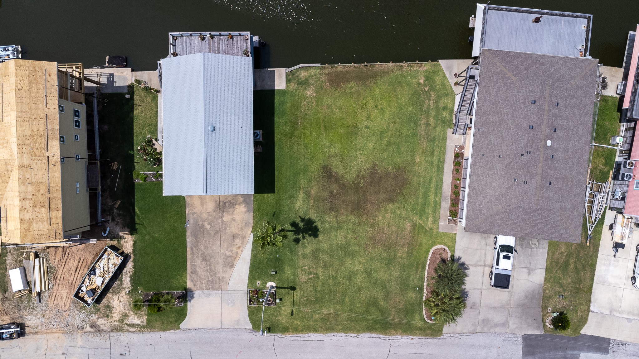 Lot 46 Bamboo Road, Tiki Island, TX 77554
