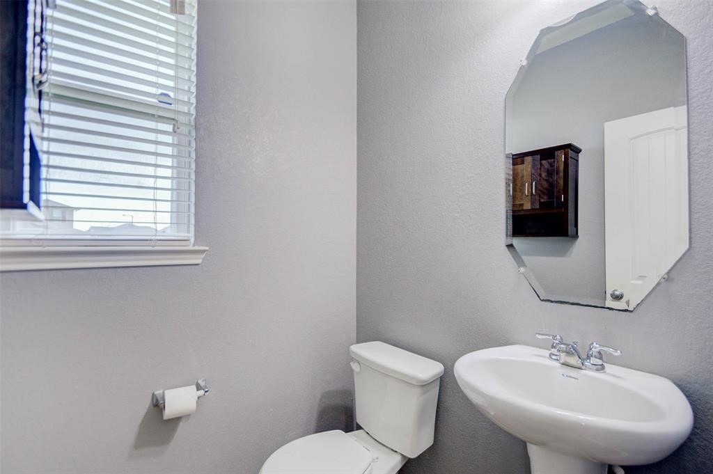1485 Foshee Court, Alvin, TX 77511