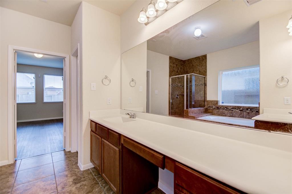 1485 Foshee Court, Alvin, TX 77511