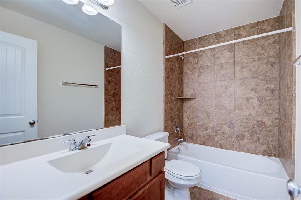 1485 Foshee Court, Alvin, TX 77511