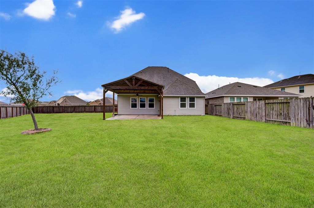 1485 Foshee Court, Alvin, TX 77511