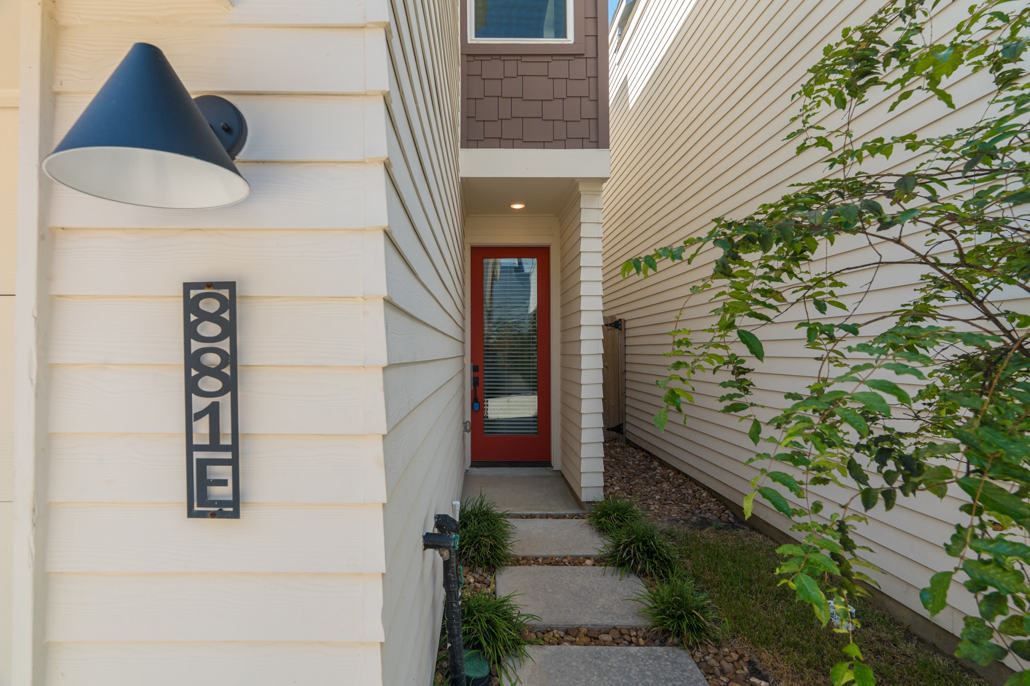 881 Rachel Street, #E, Houston, TX 77091