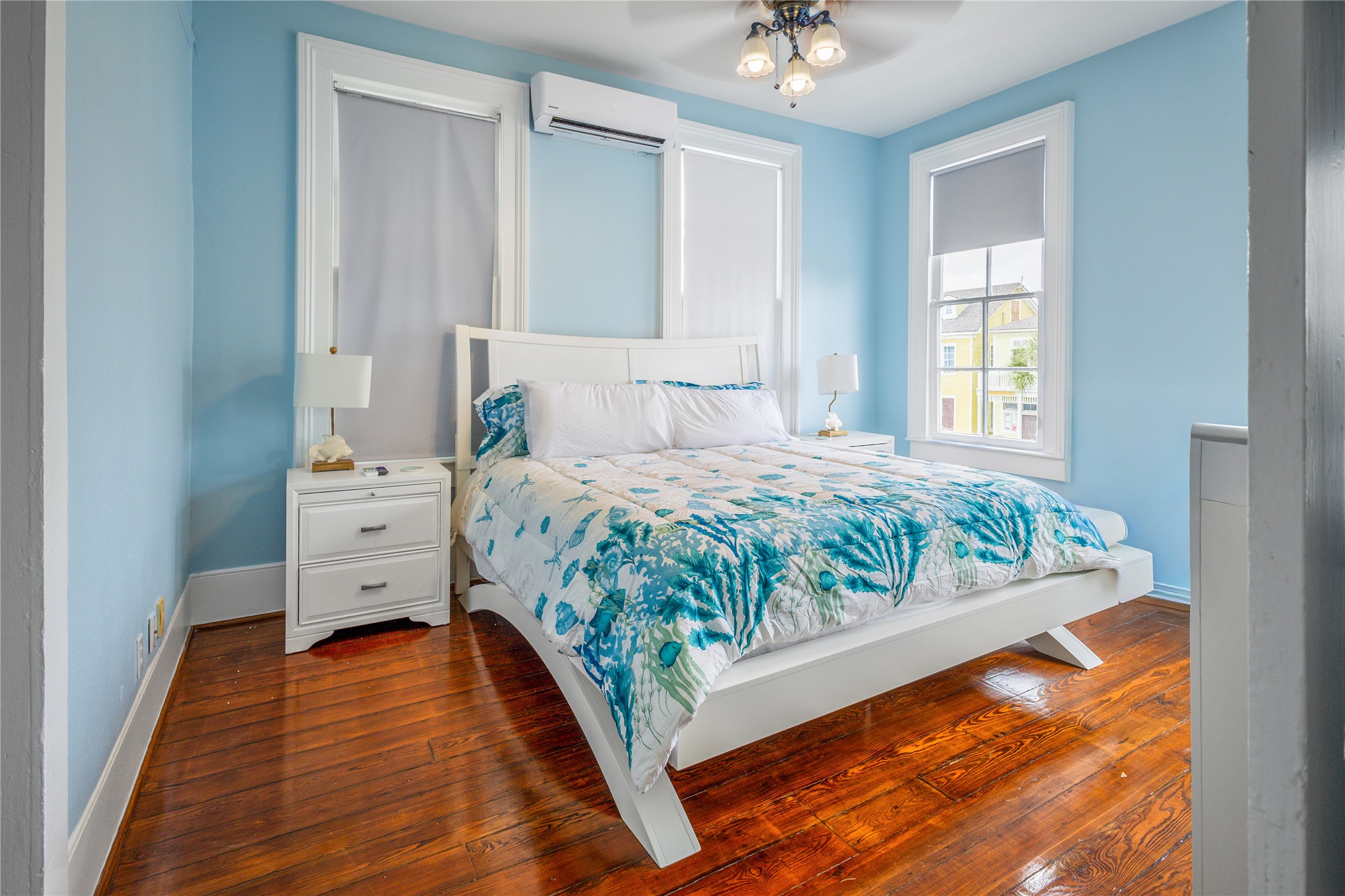 1605 Market Street, Galveston, TX 77550