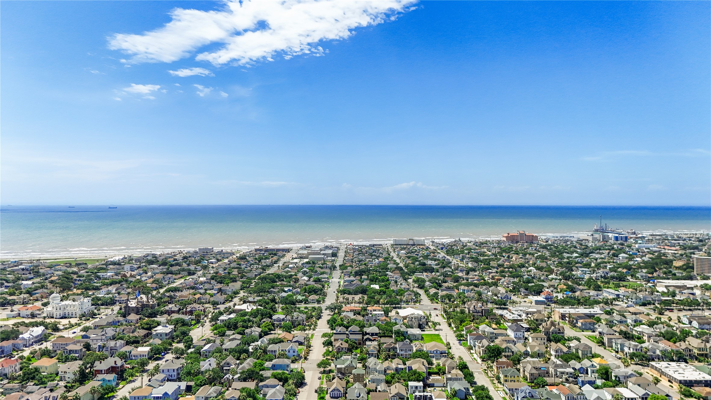 1605 Market Street, Galveston, TX 77550