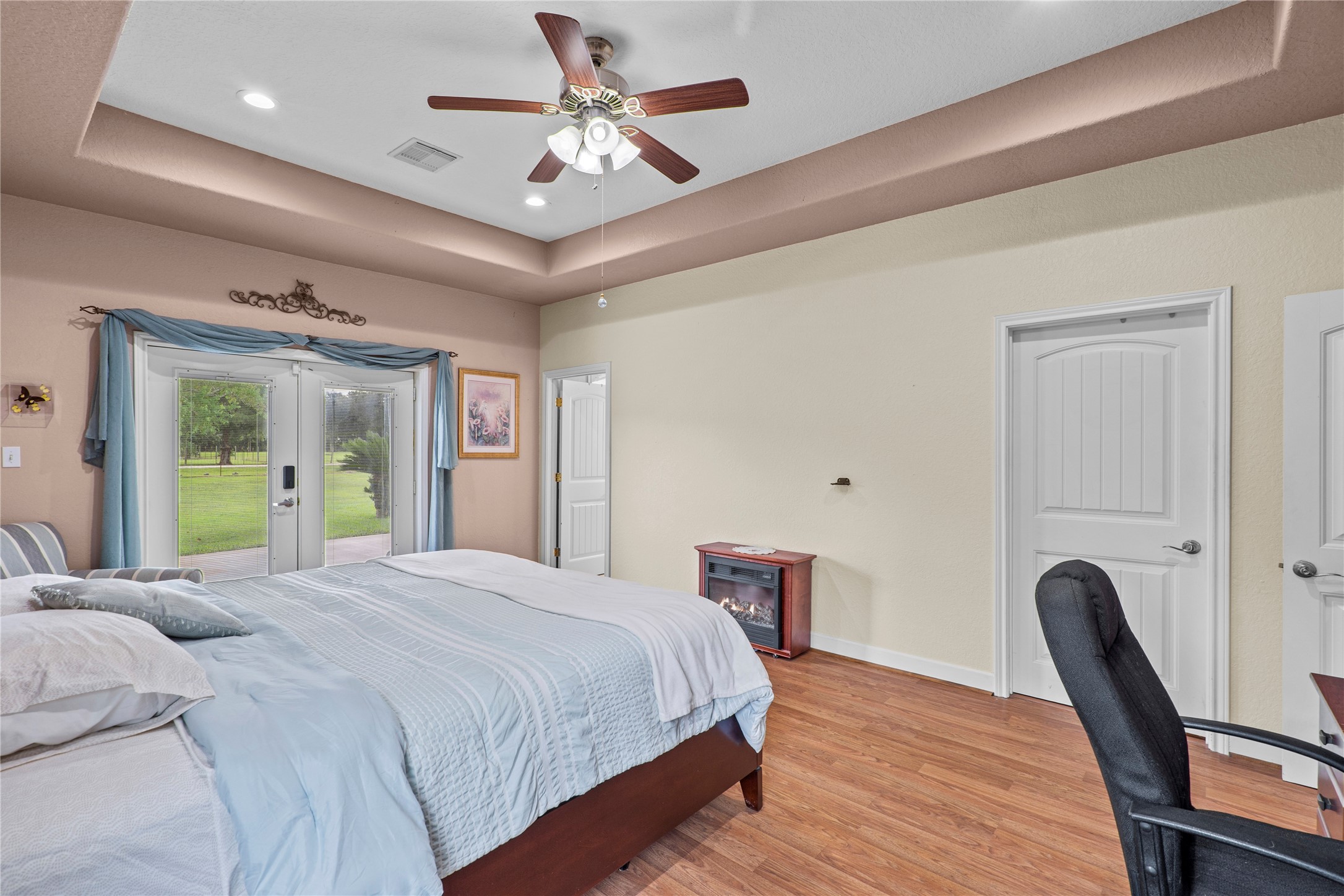 4886 Wickwillow Lane, Alvin, TX 77511