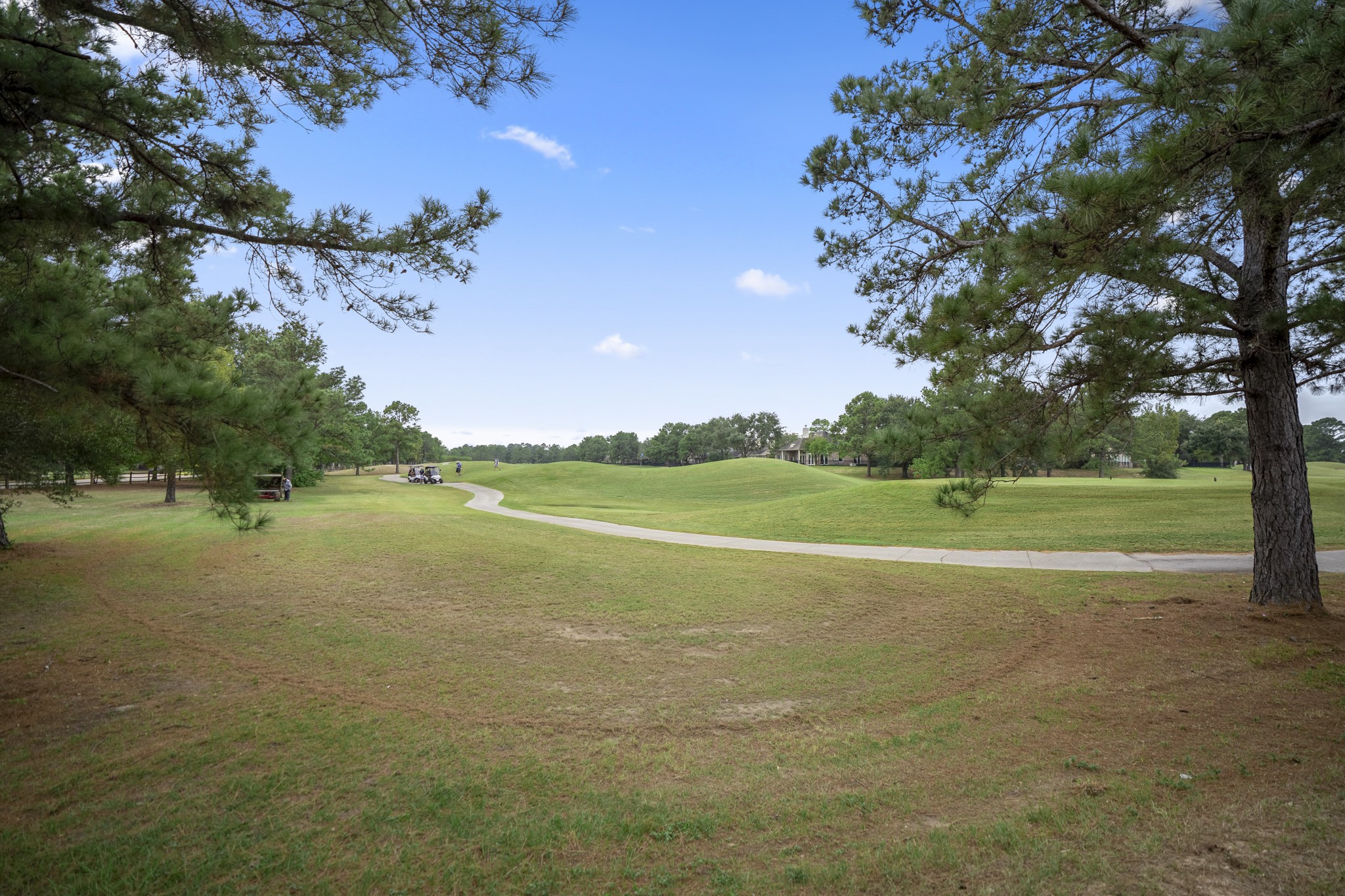 Here you have the golf course view from back of home.  Don't miss this opportunity to own here, these properties seldom come up for sale.