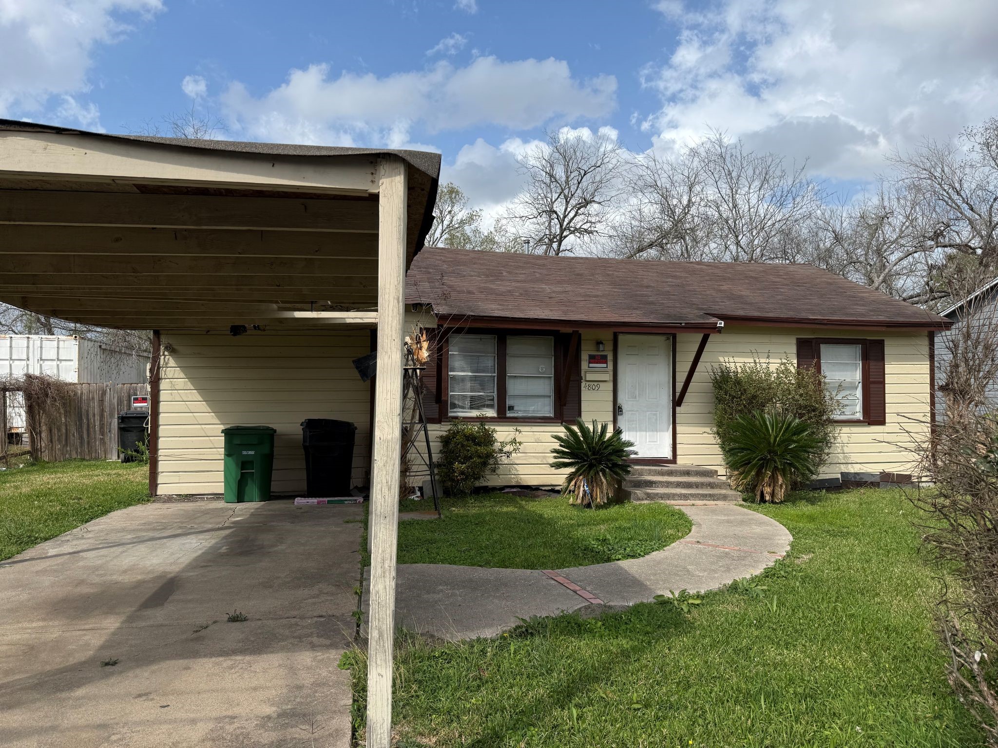 4809 Wenda Street, Houston, TX 77033 4809 Wenda Street, Houston, TX 77033