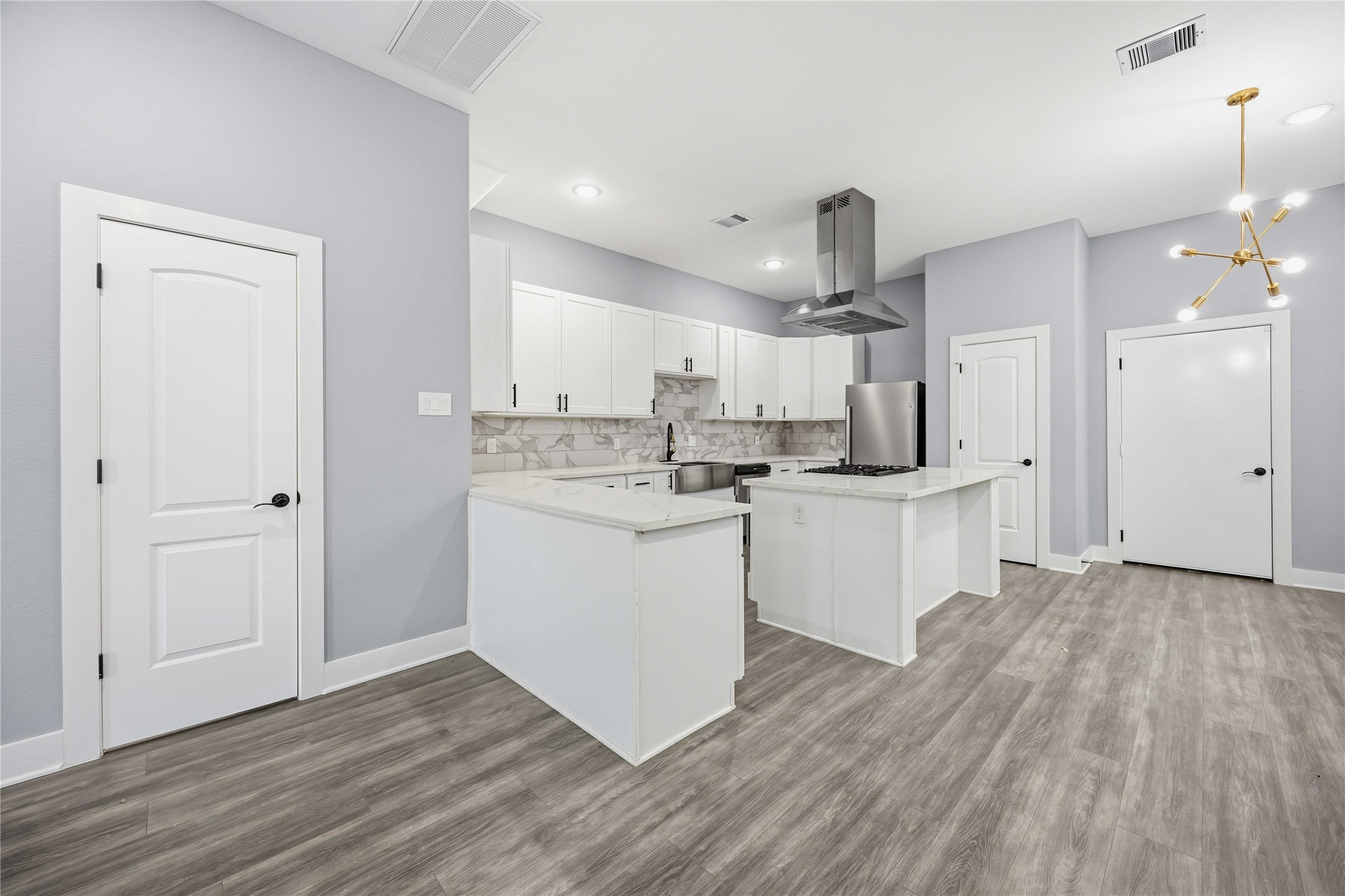 4627 New Orleans Street, Houston, TX 77020 4627 New Orleans Street, Houston, TX 77020