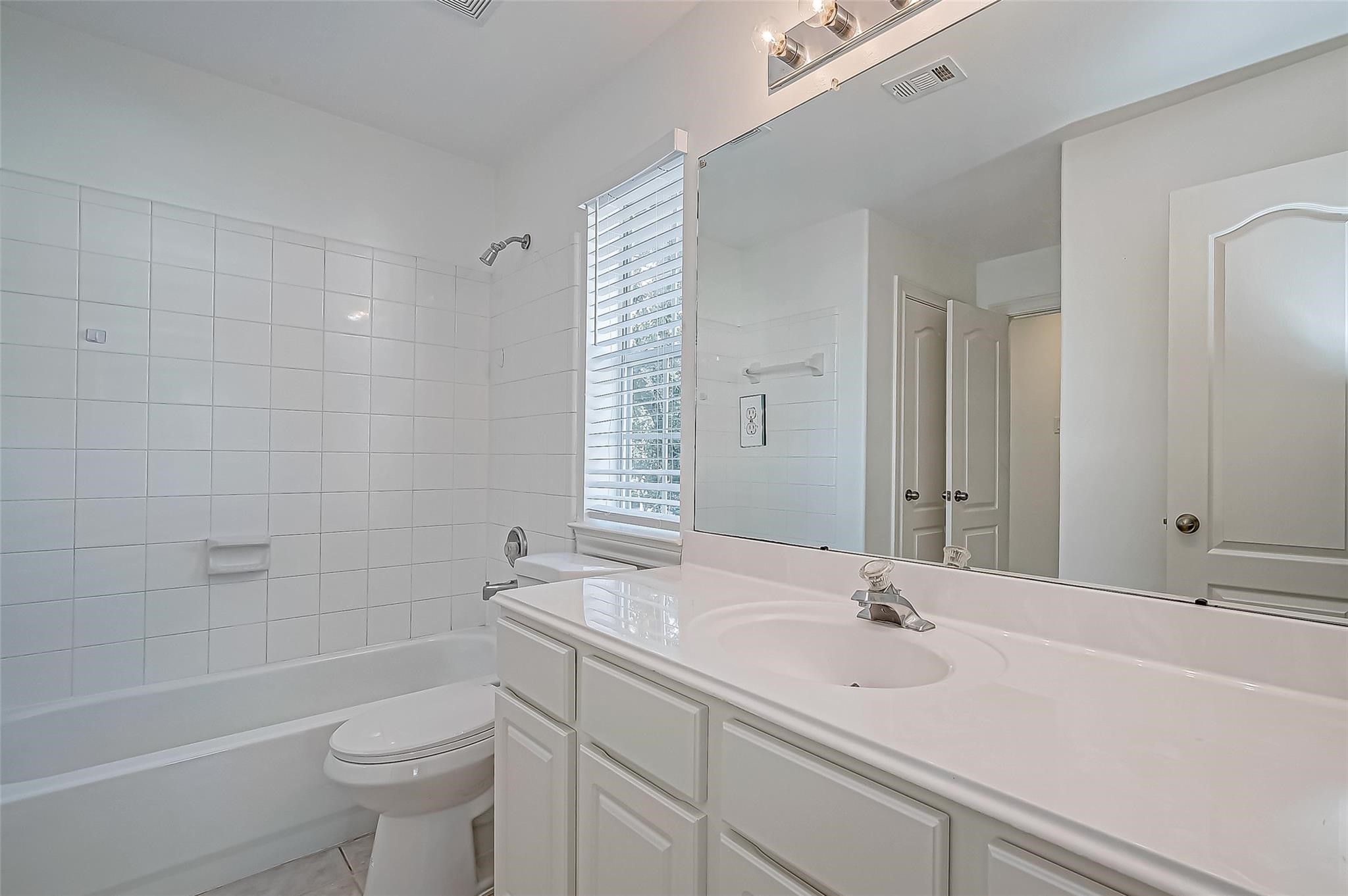 3207 Enclave Trail, Houston, TX 77077