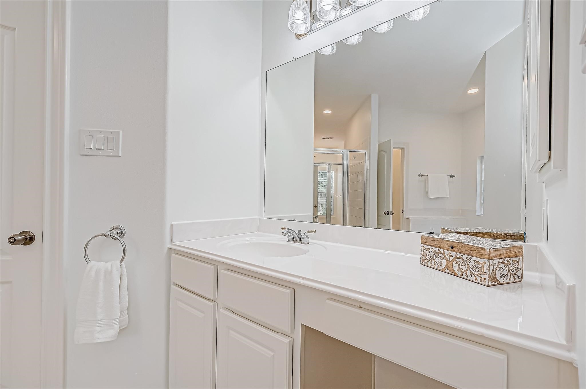 3207 Enclave Trail, Houston, TX 77077