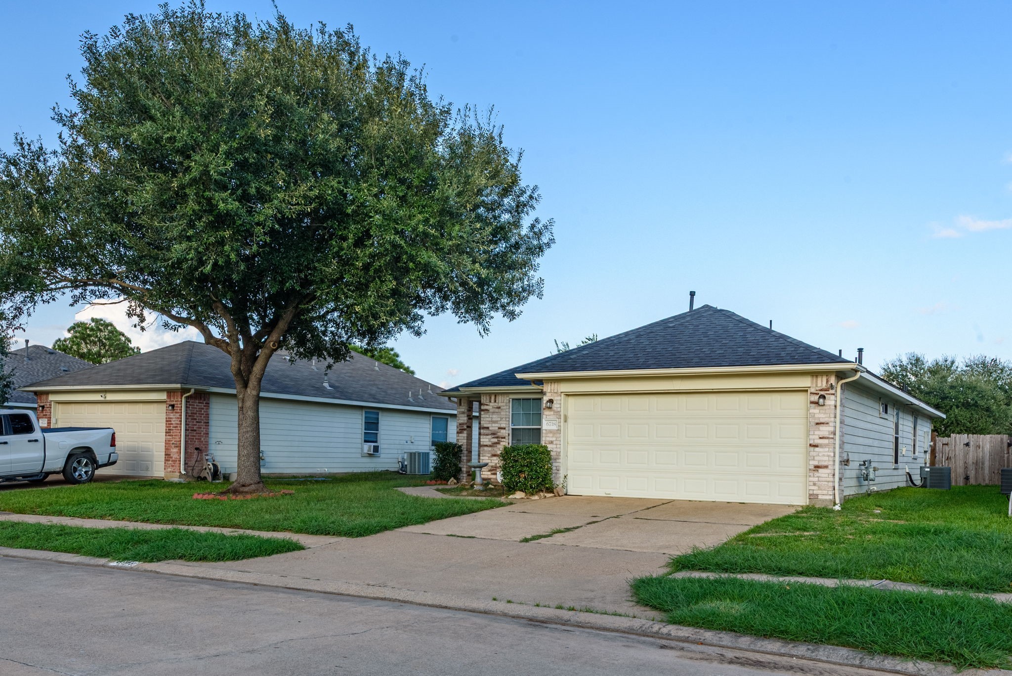 6718 Devonport Drive, Katy, TX 77449 6718 Devonport Drive, Katy, TX 77449