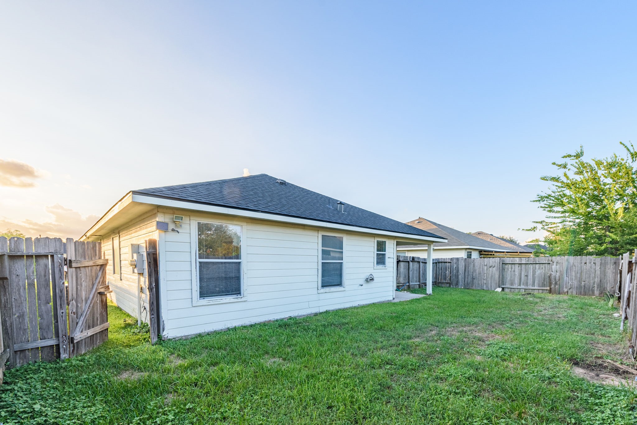6718 Devonport Drive, Katy, TX 77449