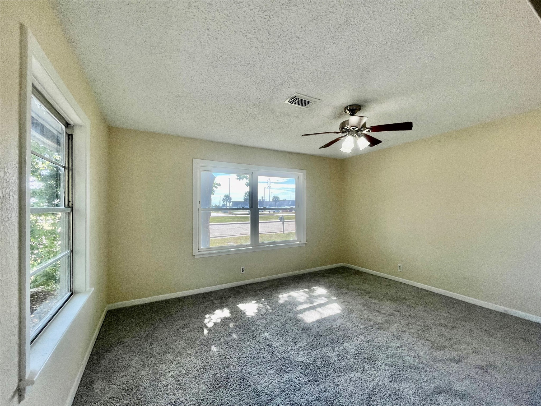 1206 W 11th Street, Freeport, TX 77541