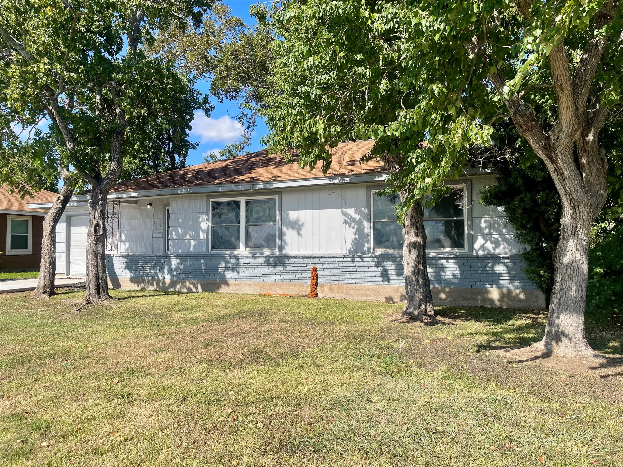 1206 W 11th Street, Freeport, TX 77541 1206 W 11th Street, Freeport, TX 77541