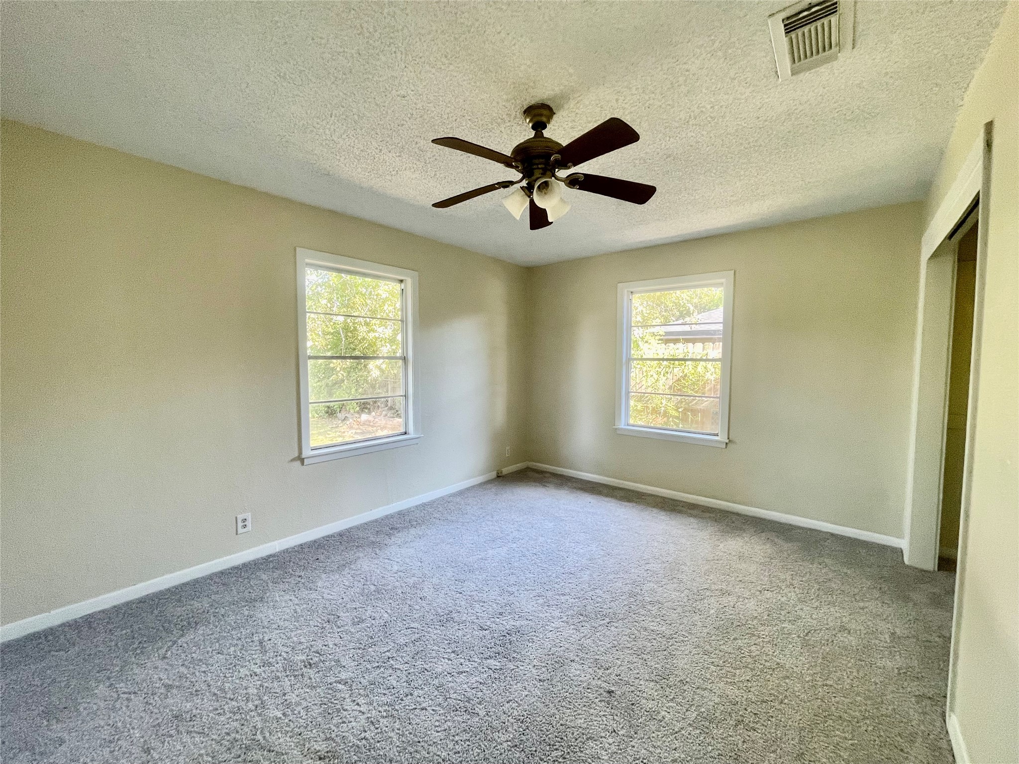 1206 W 11th Street, Freeport, TX 77541