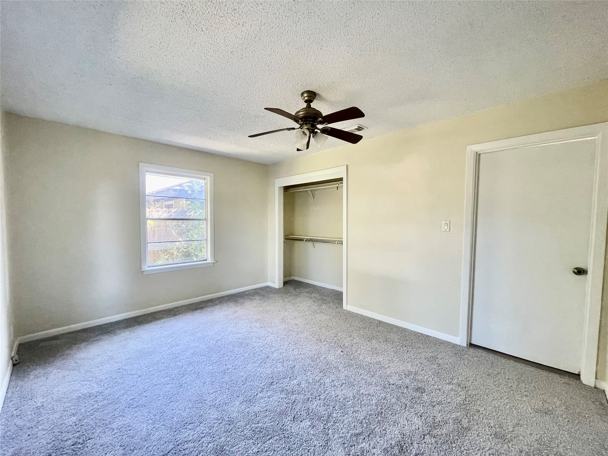 1206 W 11th Street, Freeport, TX 77541